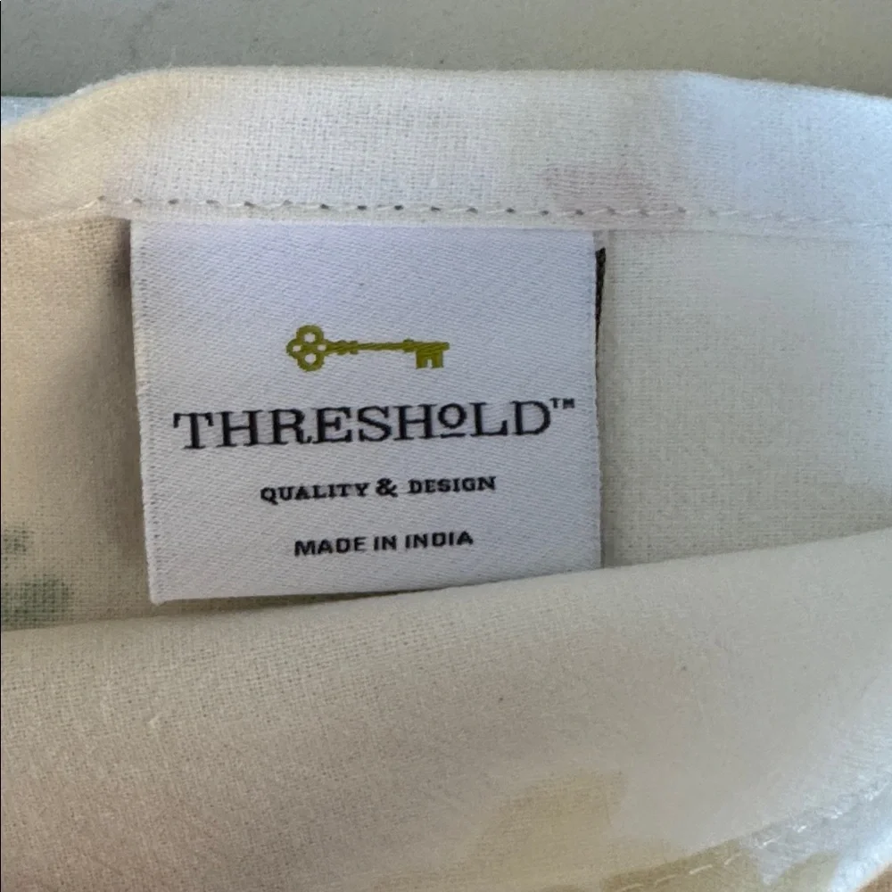 Target Threshold Ceramic Dish & Bunny towel NWT